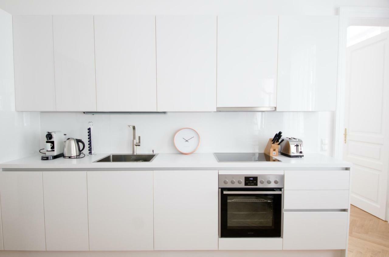 Studio Apartments Opera - Mai'S Apartments Vienna Esterno foto